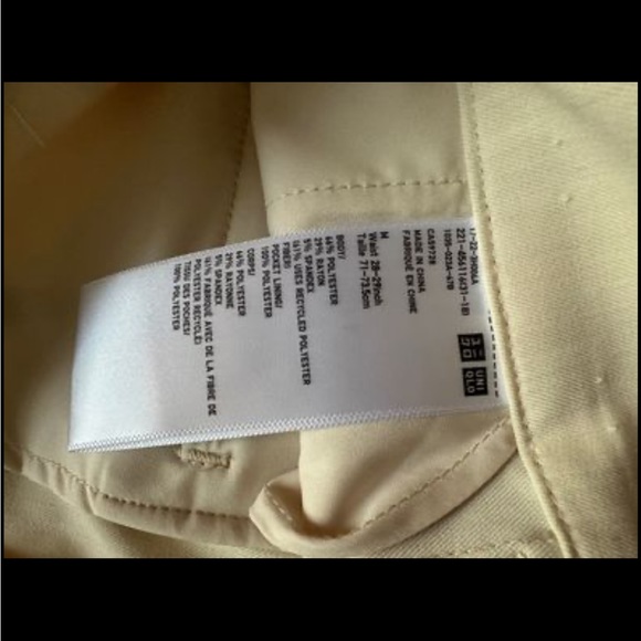 Uniqlo pleated wide pants - Picture 3 of 3